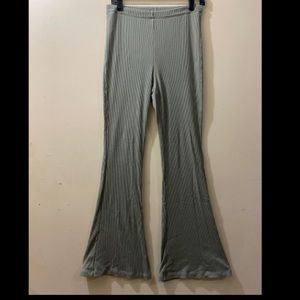 H&M sage green flared leggings L